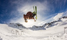 开云体育中国-狂飙突进！英格兰队4-0碾压奥地利，新核波尔闪耀全场铸就统治级胜利