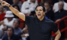 开云体育官网-包含热火队主帅怒批队员表现，要求提升状态的词条