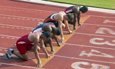 开云下载-诺里斯独木擎天难敌马丁铁骑，逆袭背后藏着一场车队哲学对决