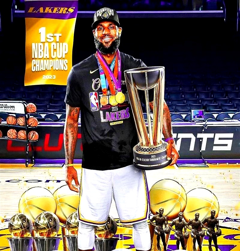 美国篮球巨星勒布朗詹姆斯再次登上总决赛舞台