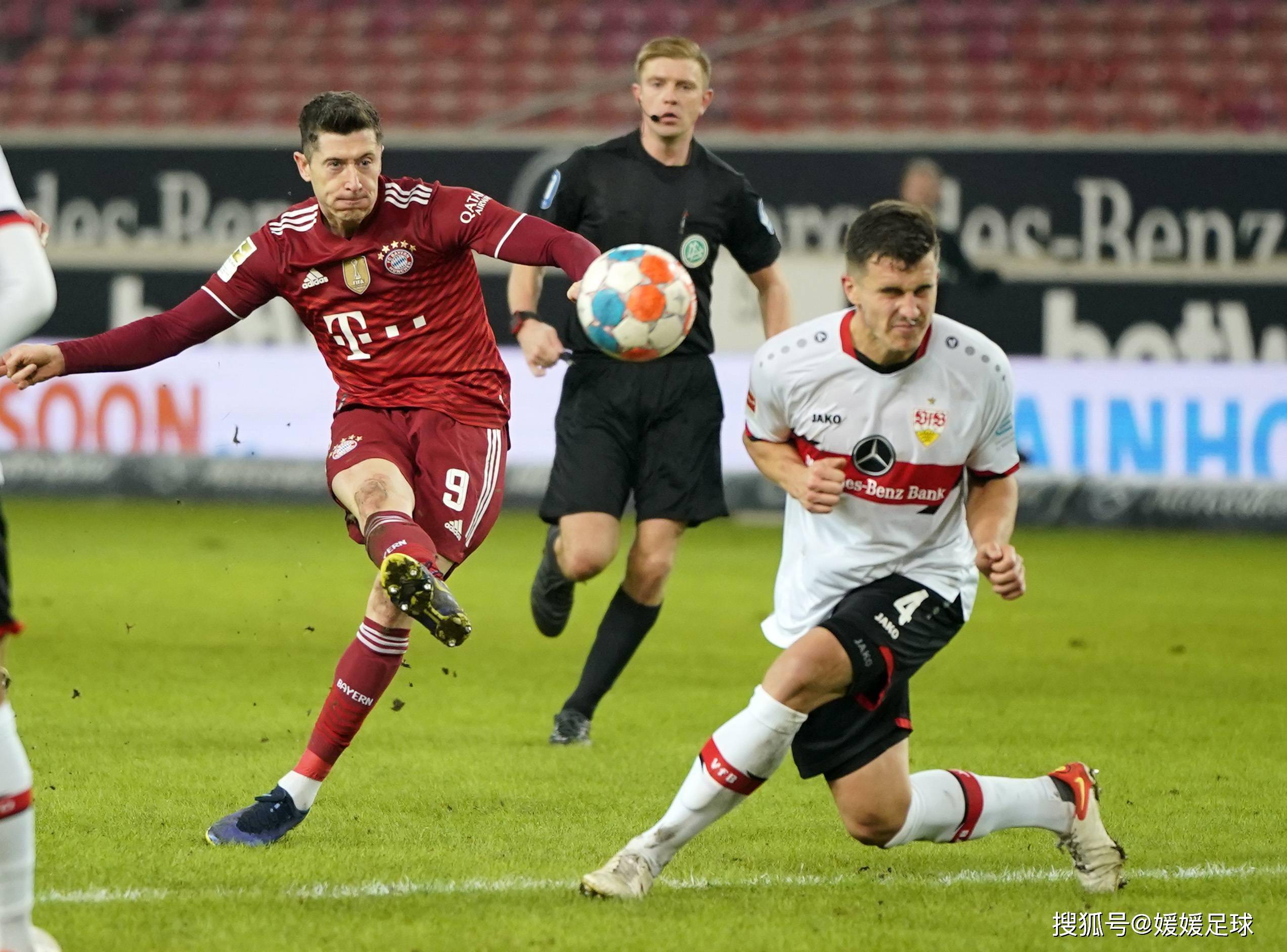 门兴格拉德巴赫在法国联赛持续领先