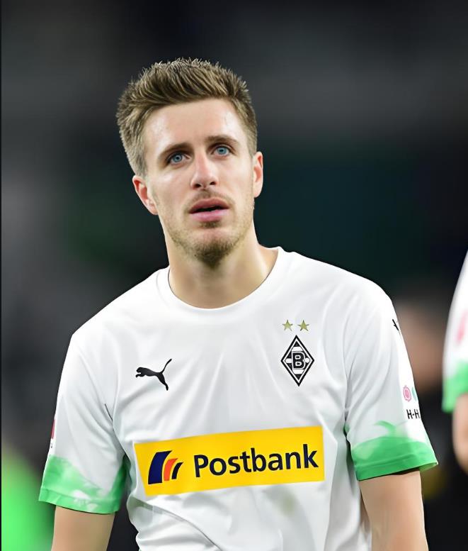 巨人之战，霍芬海姆激战门兴格拉德巴赫