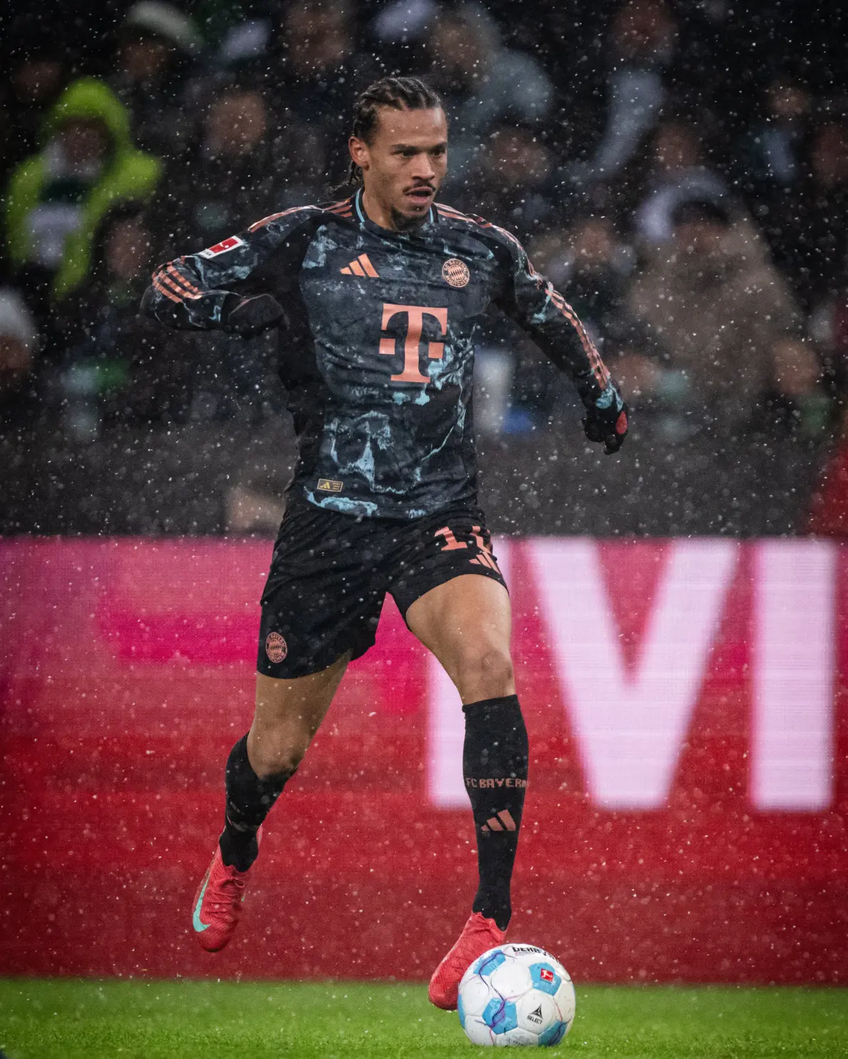 巨人之战，霍芬海姆激战门兴格拉德巴赫