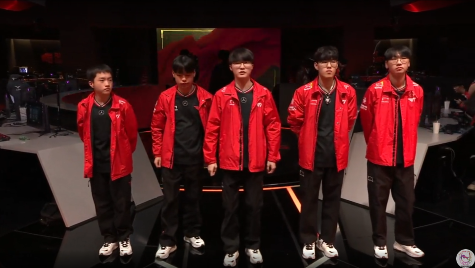 BRO横扫TL，Chovy团战一打五宿命之战四强赛，成为赛场最大亮点