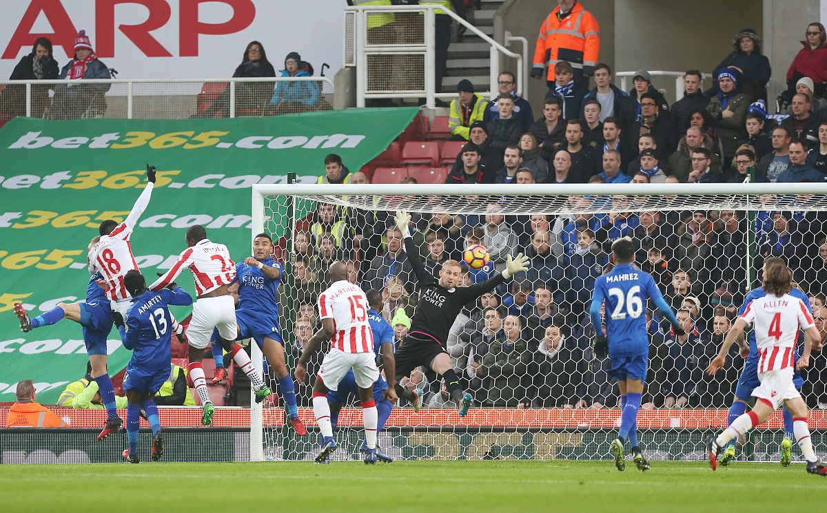 战术部署奏效，球队破解对手防线获胜