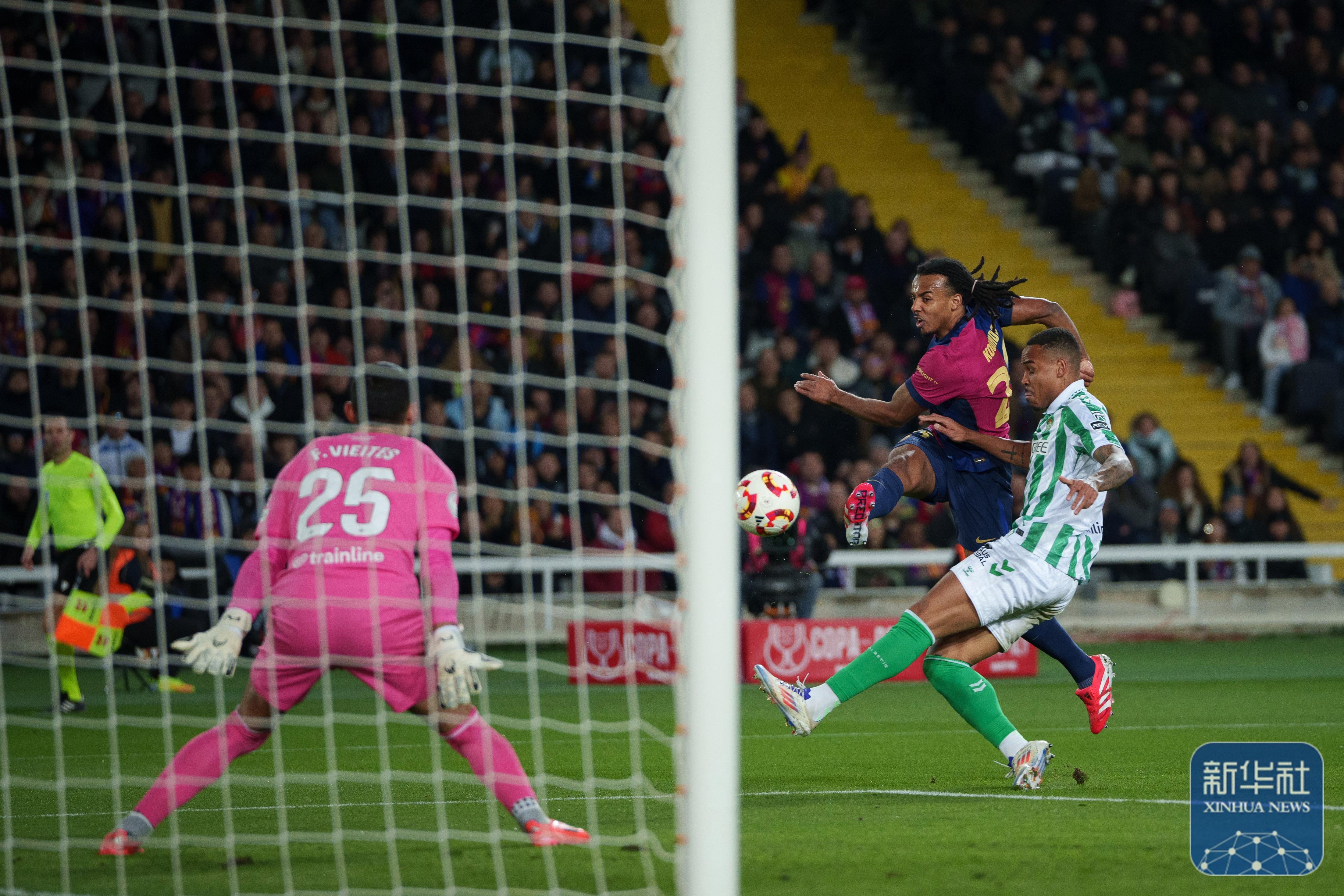 豪门对决再上演,激情四射的足球盛宴不容错过的简单介绍 豪门对决再上演,激情四射的足球盛宴不容错过的简单介绍