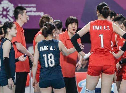 南非排球队以优质实力横扫对手晋级八强