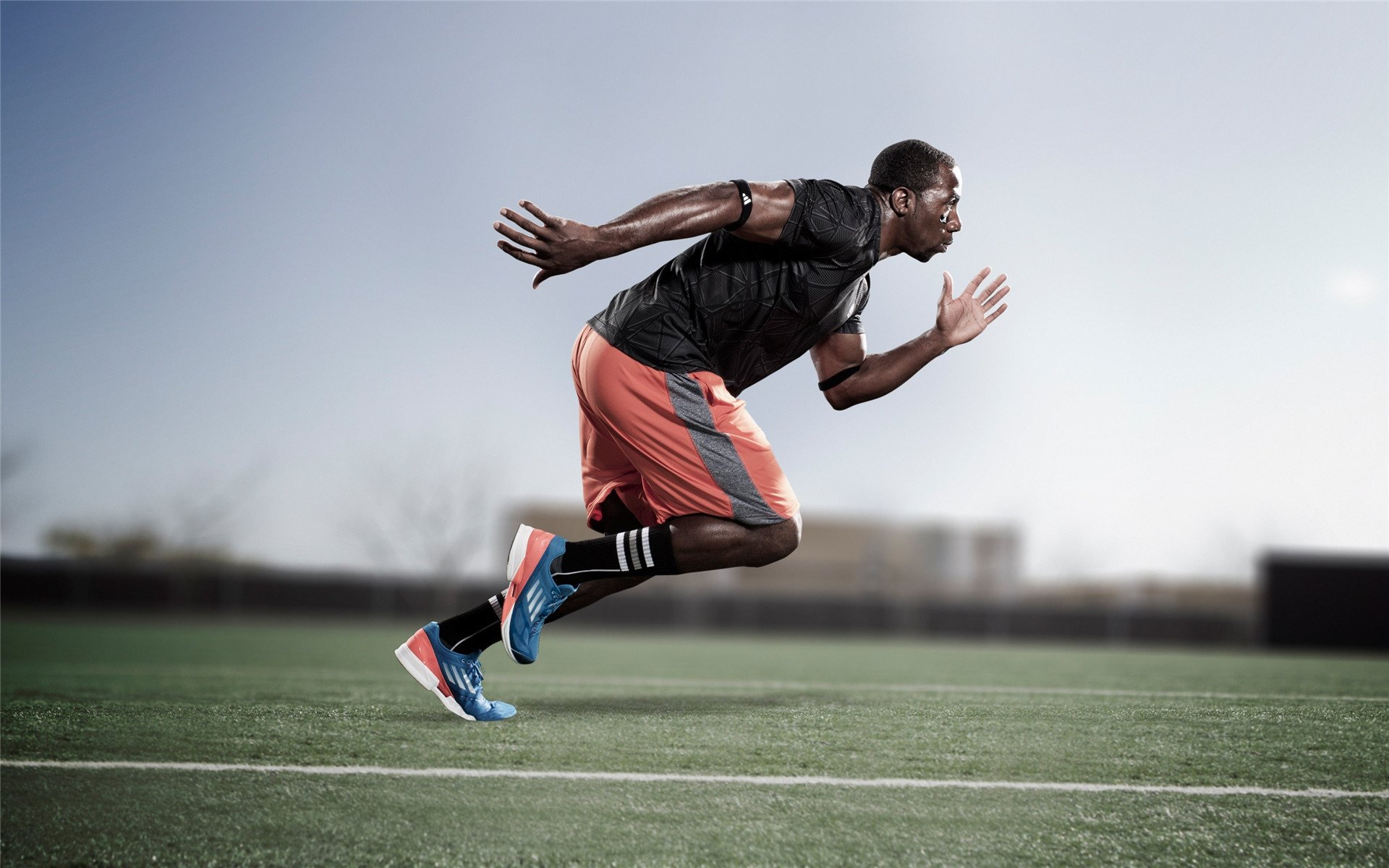 意甲焦点战之夜,戈贝尔的另类里程碑,当篮球铁闸遇见足球圣殿