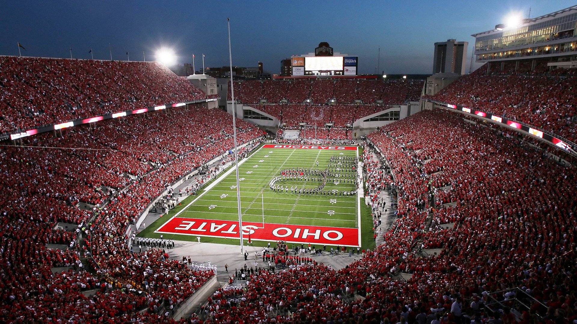 星月映都灵，钢铁门迪如何让老妇人暗夜迷航